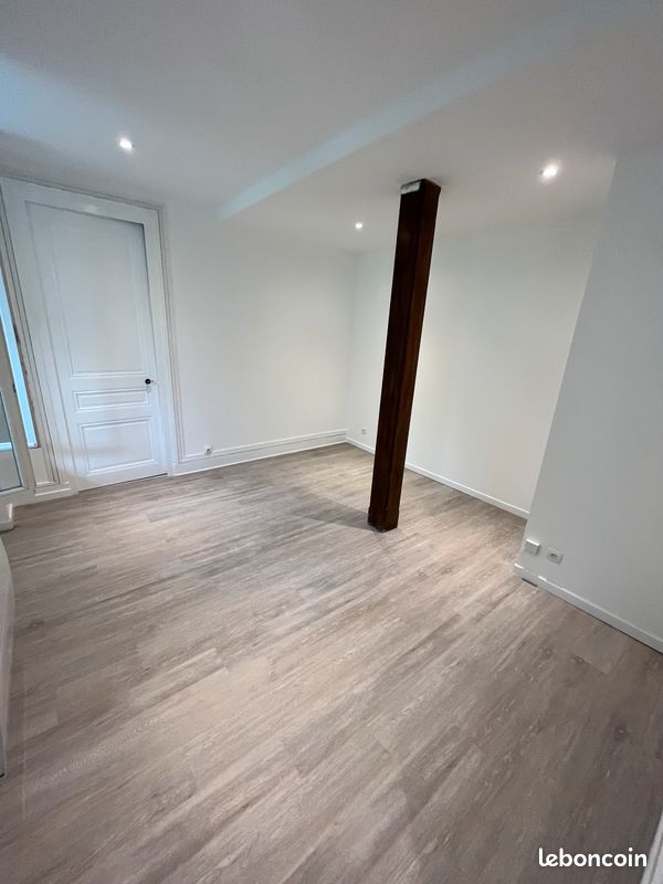 Appartement 1 pièce 30 m² · à Saint-Étienne · 30 m² · 386 €