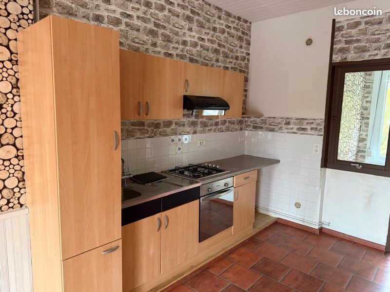 Maison 3 pièces 80 m² · à Solre-le-Château · 80 m² · 540 €