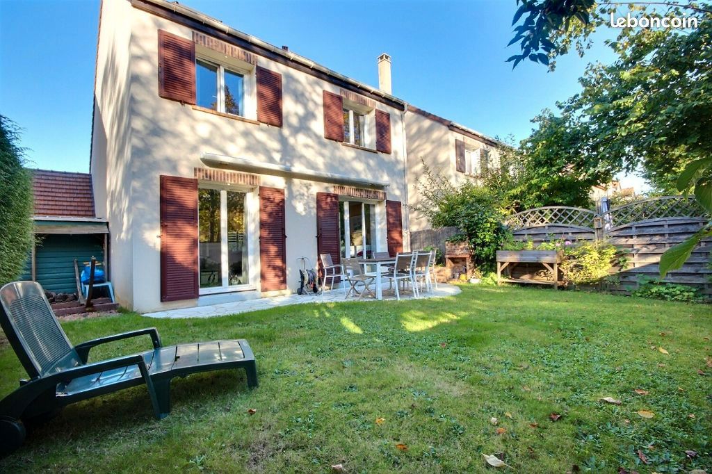 Maison 6 pièces 120 m² · à Montigny-le-Bretonneux · 120 m² · 614 250 €
