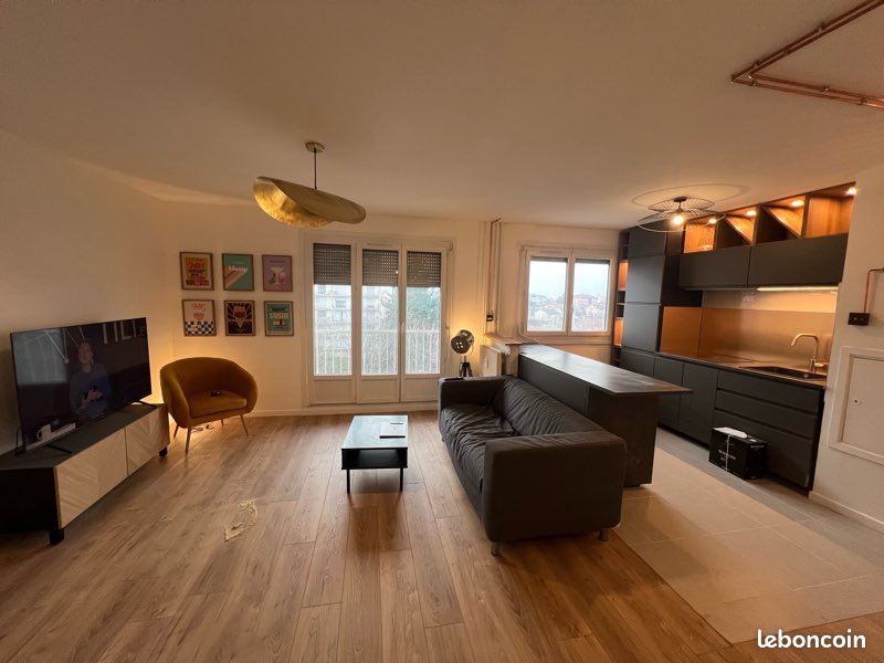 Appartement 2 pièces 54 m² · à Décines-Charpieu · 54 m² · 990 €/mois