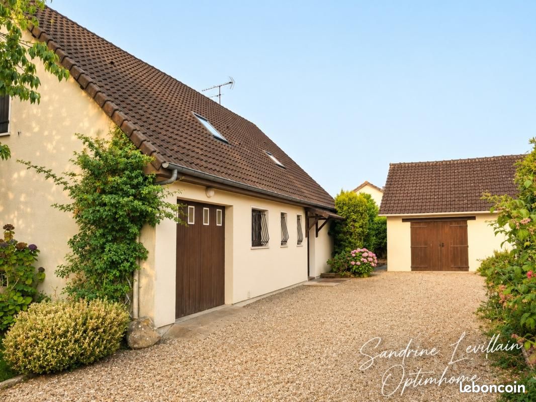 Maison 8 pièces 145 m² · à Grand-Camp · 145 m² · 189 500 €