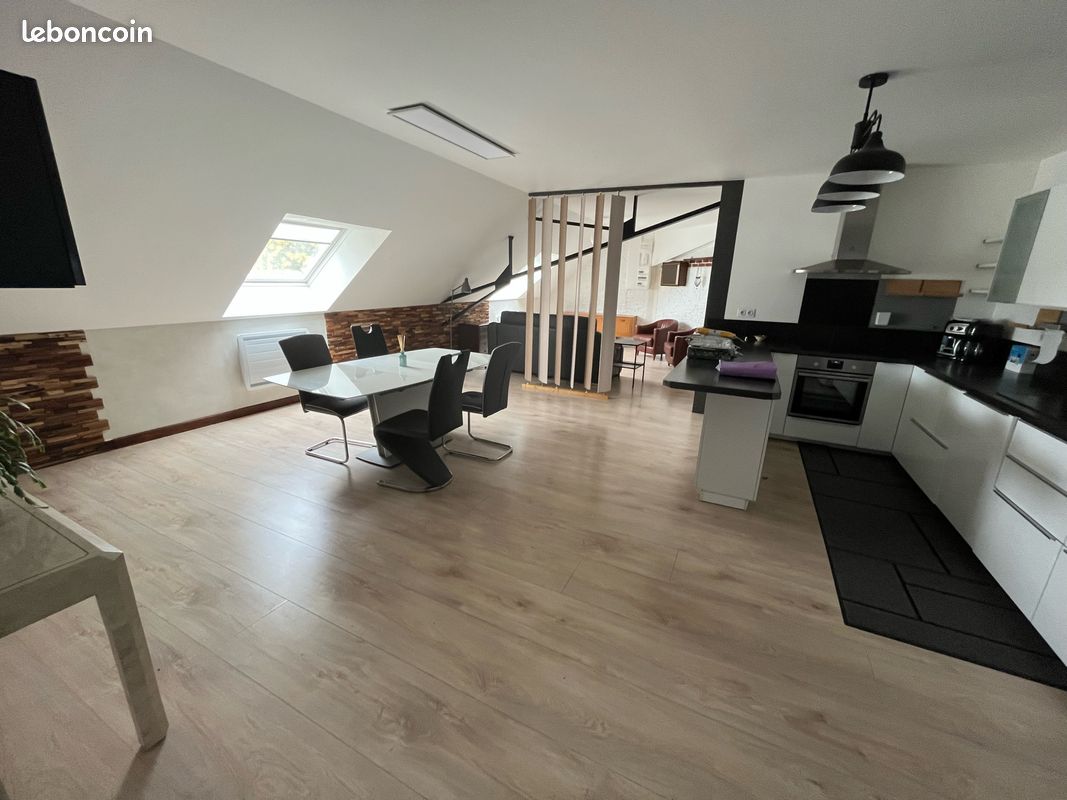Appartement 4 pièces 110 m² · à Saint-Martin-des-Champs · 110 m² · 750 €/mois
