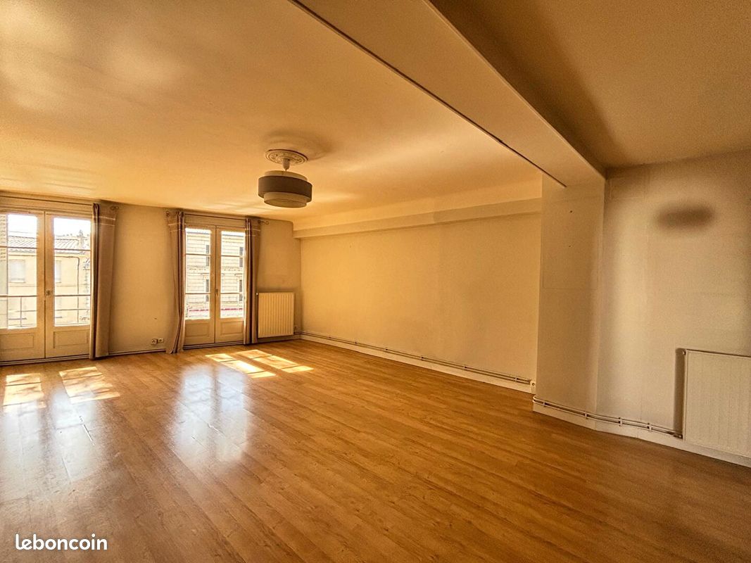 Appartement 4 pièces 95 m² · à Niort · 95 m² · 900 €/mois