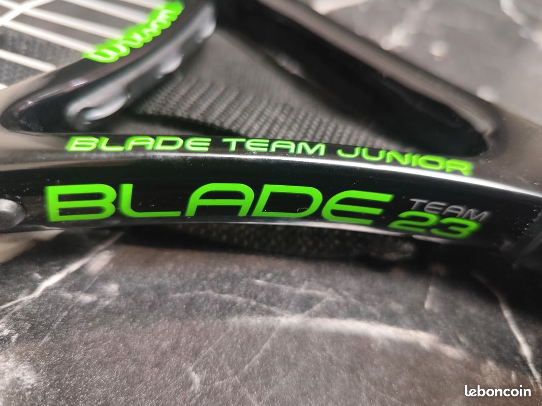 Raquette de tennis Wilson Blade Team Junior 23 + housse (image 5)
