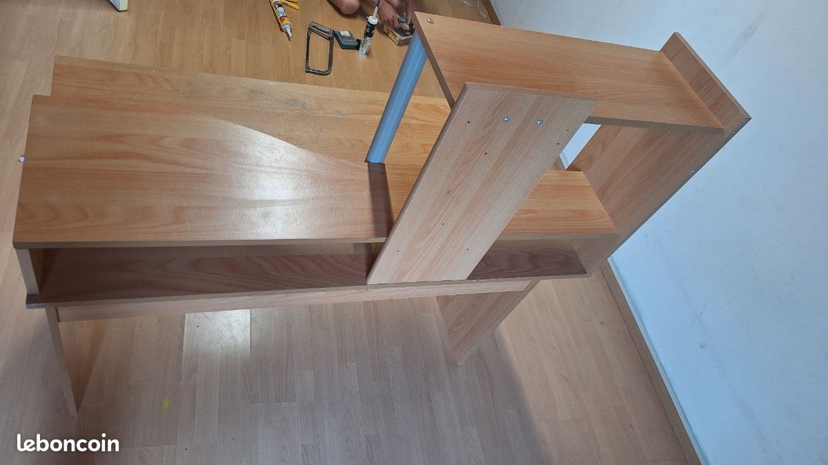 Bureau (image 3)
