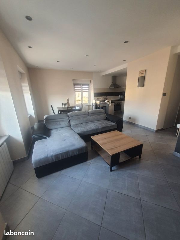 Appartement 3 pièces 76 m² · à Delle · 75,8 m² · 700 €