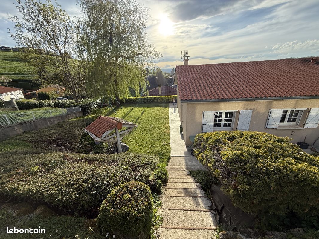 Maison 6 pièces 105 m² · à La Ricamarie · 105 m² · 279 000 €