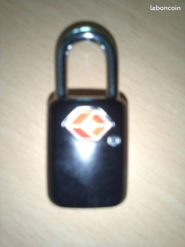 Cadenas YIF (image 1)