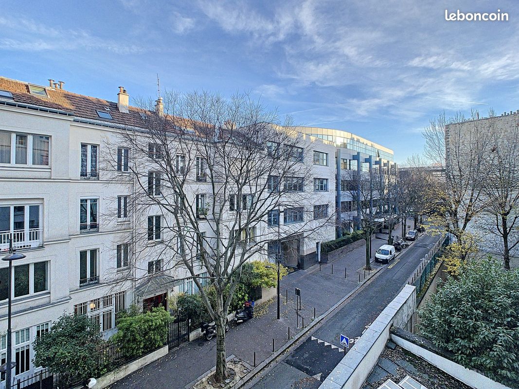 Appartement 1 pièce 17 m² · à Paris · 17 m² · 725 €