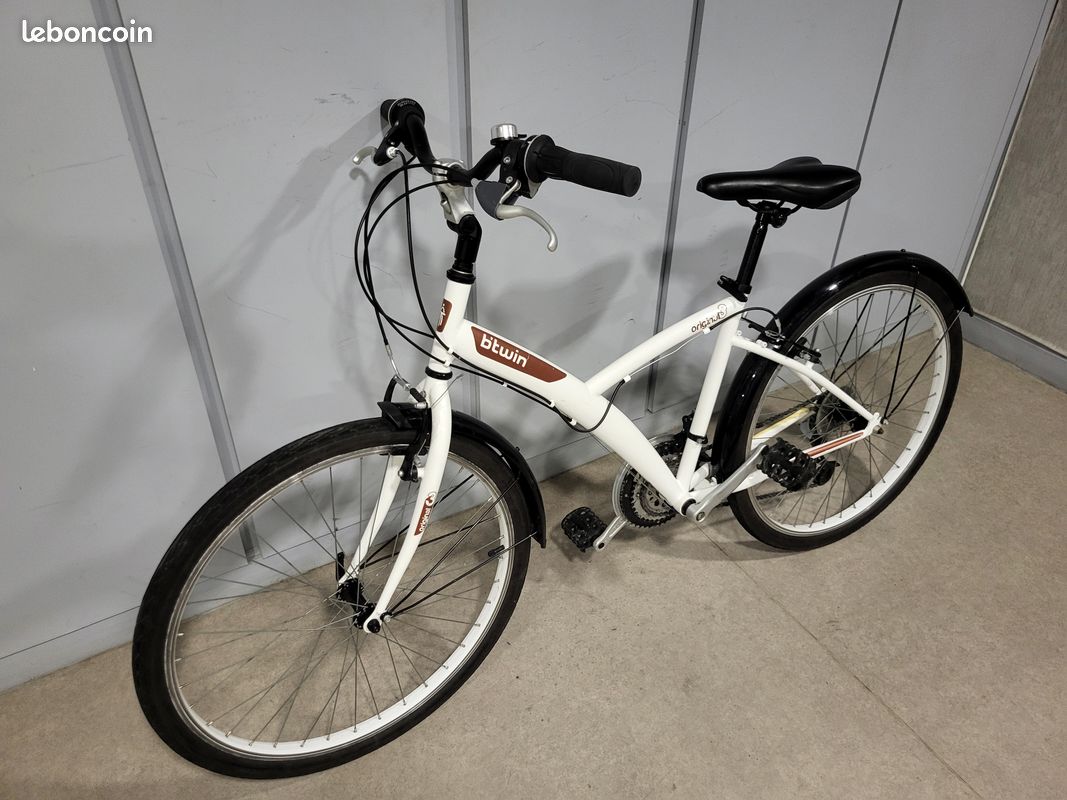 Vtc Original Velo Femme Btwin Vtc De Vélo Decathlon Riverside 320