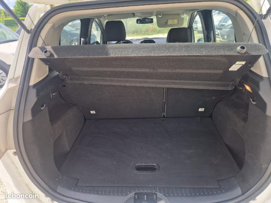 Ford B-Max 1.5 TDCi 75 FAP Titanium (image 10)