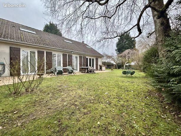 Maison en viager 8 pièces 123 m²