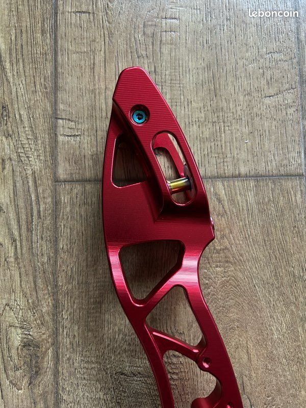 Naked Grips Grande poignée de chauve-souris rouge (1,0 mm