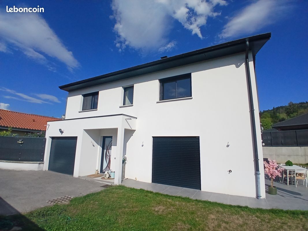 Maison 5 pièces 167 m² · à Arbent · 167 m² · 384 000 €