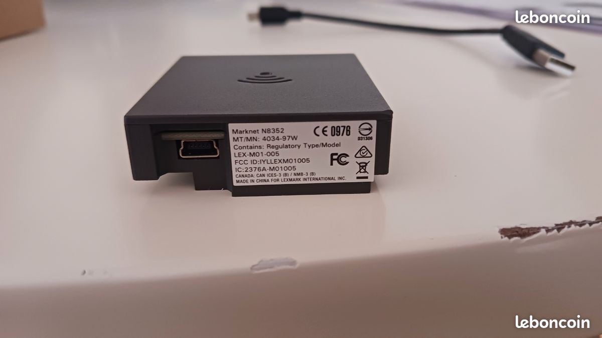 Serveur d'impression sans fil Lexmark WiFi MarkNet N8352, modèle LEX-M01-005 (image 4)