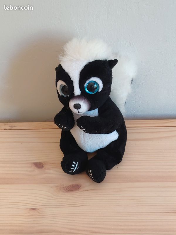 Peluche moufette (image 1)