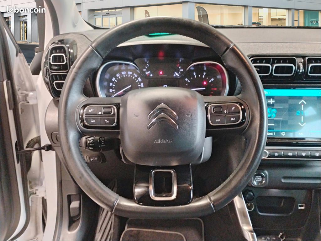Citroën C3 Aircross BlueHDi 110 S&S BVM6 Shine Pack (image 12)