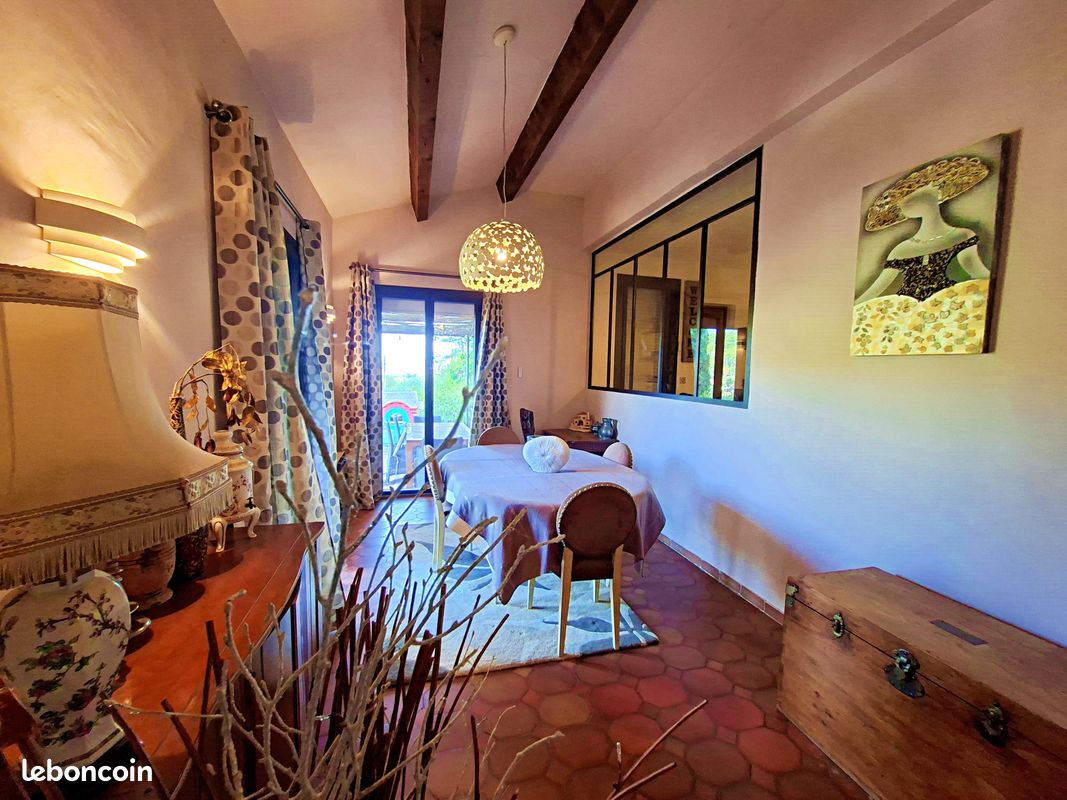 Maison 6 pièces 116 m² · à Solliès-Toucas · 116 m² · 439 000 €