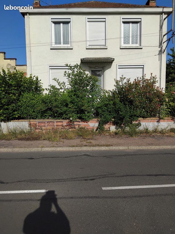 Maison 8 pièces 172 m² · à Saint-Vallier · 172 m² · 115 000 €