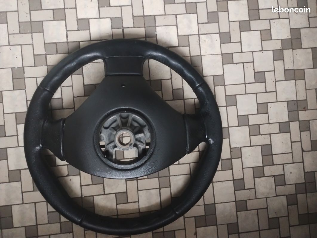 Volant cuir pour 206 (image 1)