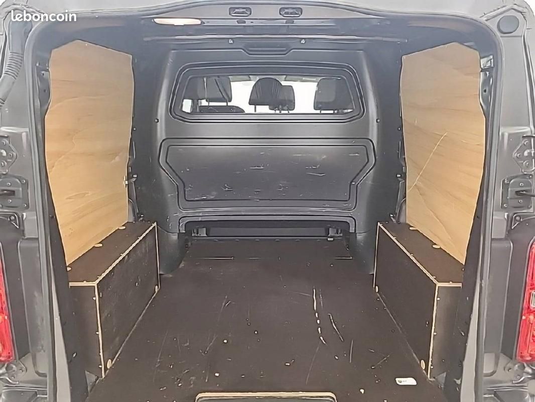Peugeot Expert CABINE APPROFONDIE CA STANDARD BLUEHDI 180 S&S EAT8 - FIXE PREMIUM (image 6)
