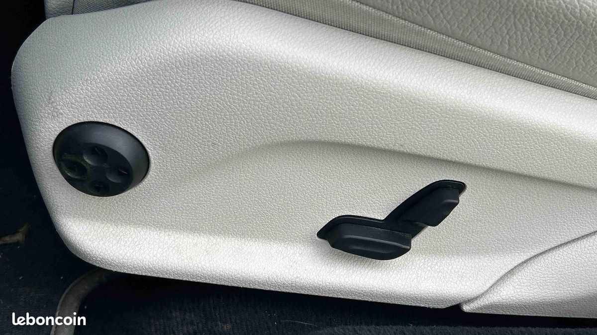 MERCEDES Classe E Break 220 d 9G-Tronic 4-Matic Executive (image 30)