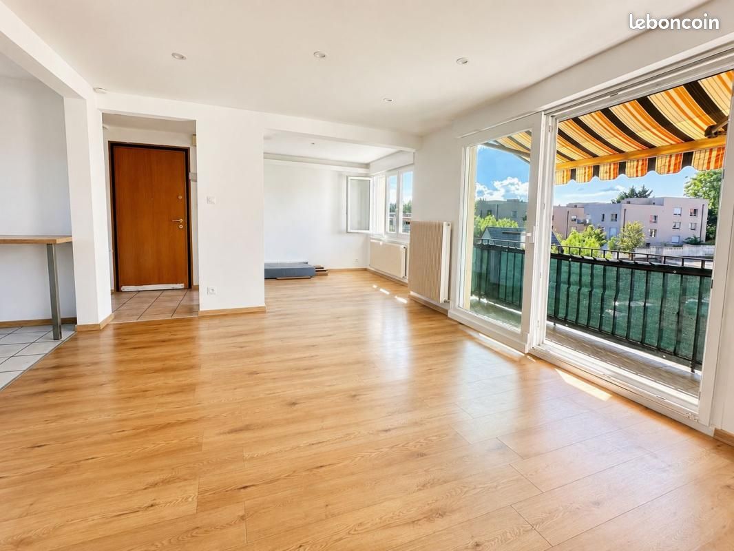 Appartement 3 pièces 70 m² · à Riedisheim · 70 m² · 141 800 €