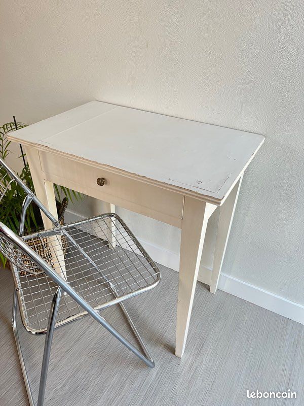 Ancienne petite table bois patiné / bureau / table d’appoint (image 14)