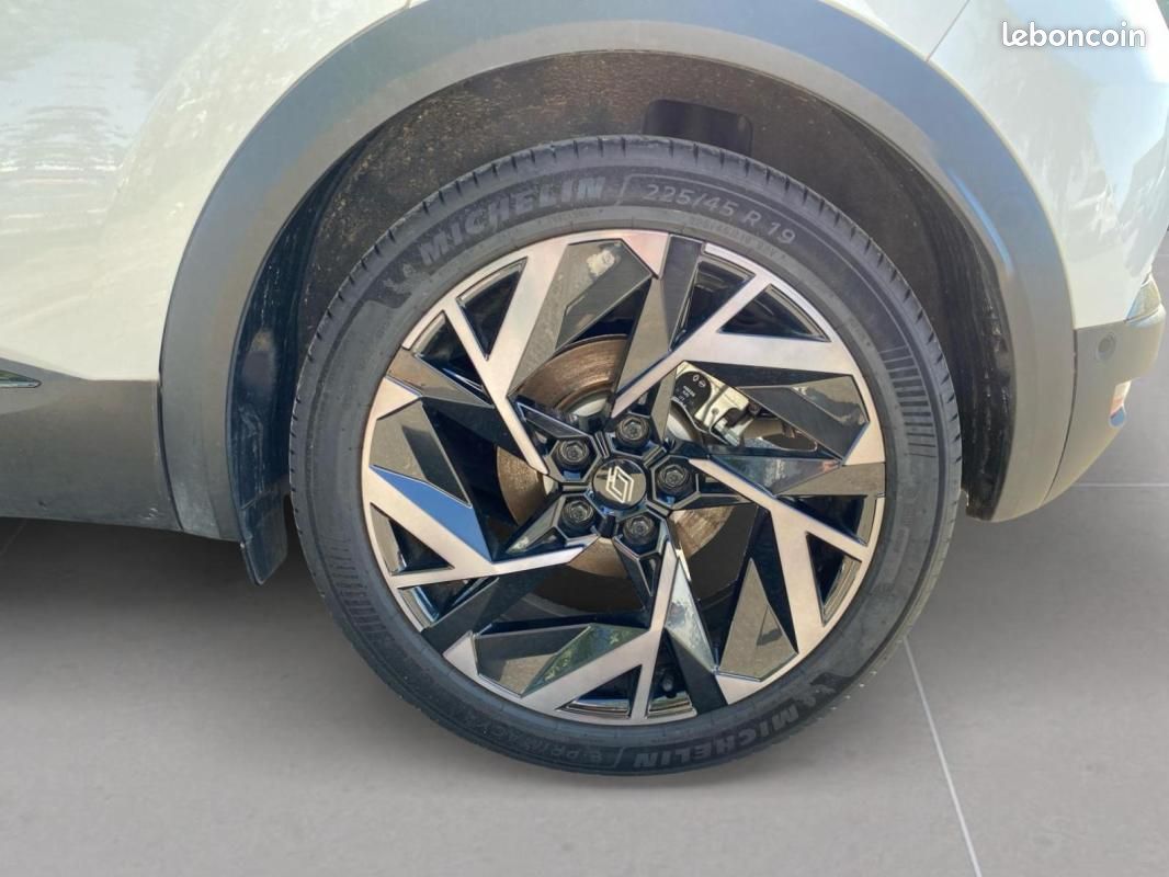 Renault Captur E-Tech full hybrid 145 ch esprit Alpine (image 9)