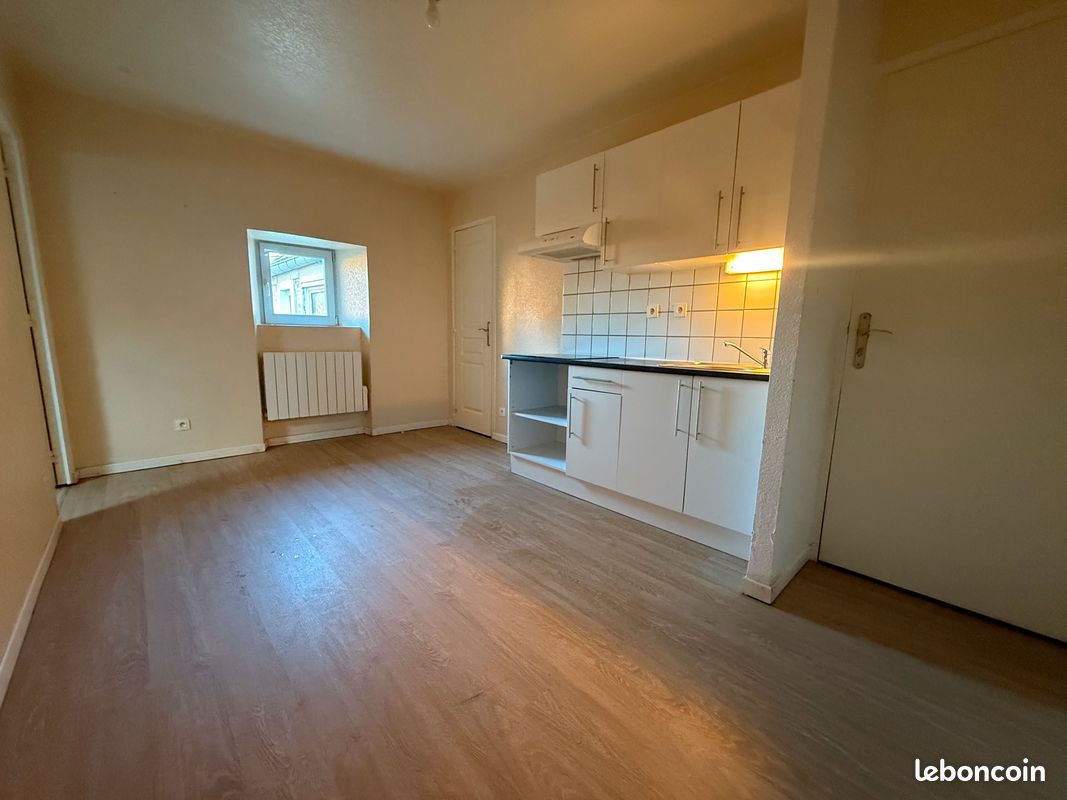 Appartement 2 pièces 26 m² · à Langres · 26 m² · 355 €