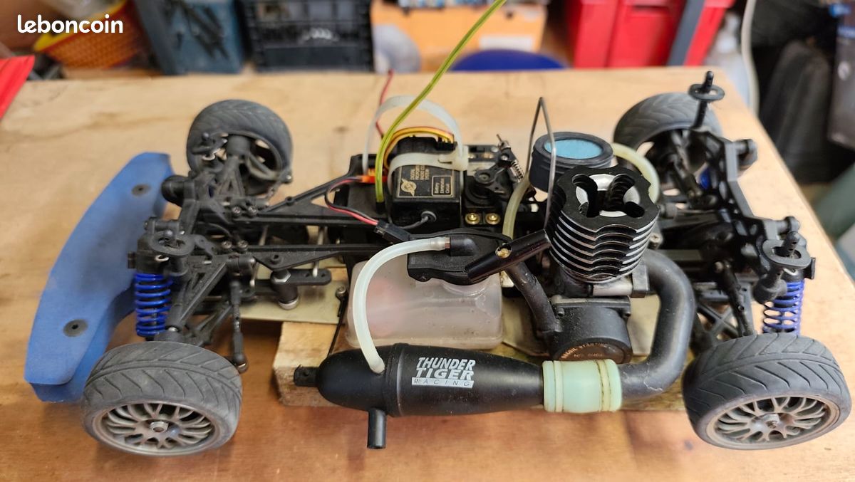 Voiture thermique radiocommandée GUNNER V3 GP RTR 1/8 B