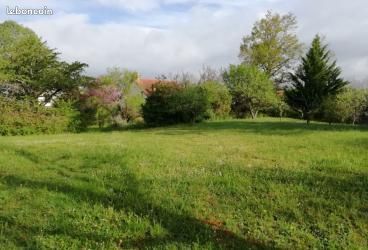 Terrain 376 m² Castelmaurou · 125 000 €