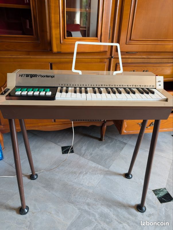 Orgue électrique (image 1)