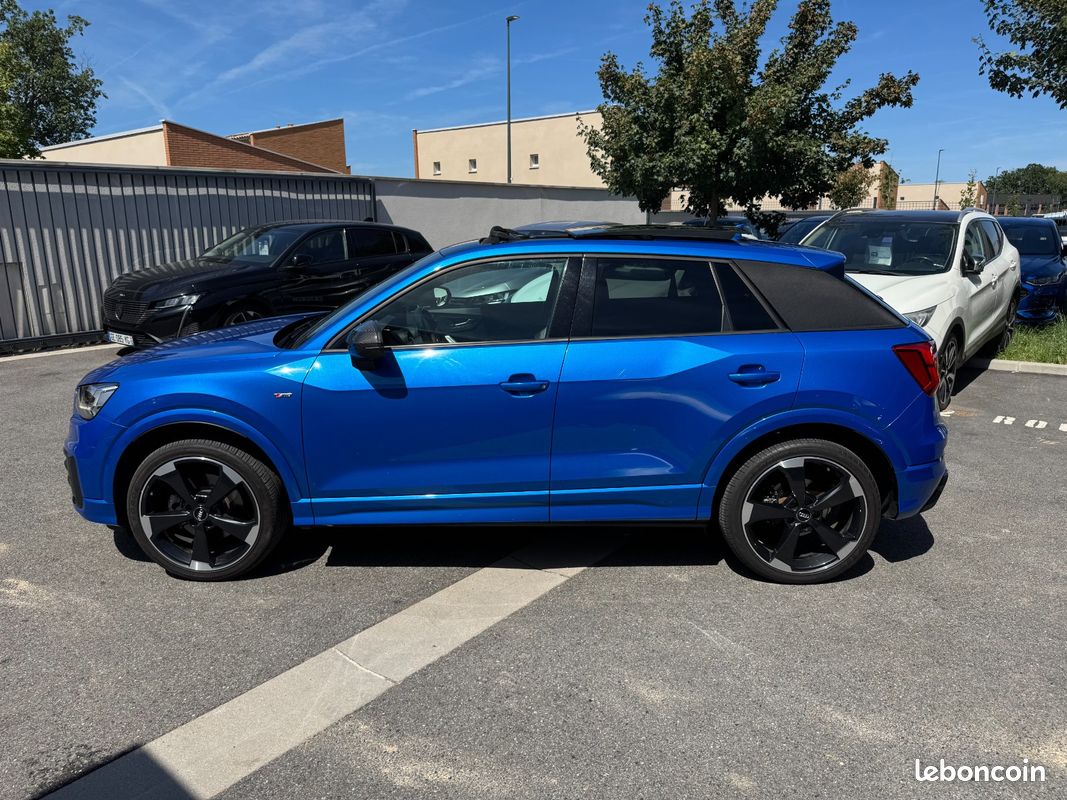 AUDI Q2 40 TFSI 190 S tronic 7 Quattro S Line + CARPLAY + TOIT OUVRANT + AFFICHAGE TETE HAUTE + SIÈGES CHAU (image 6)