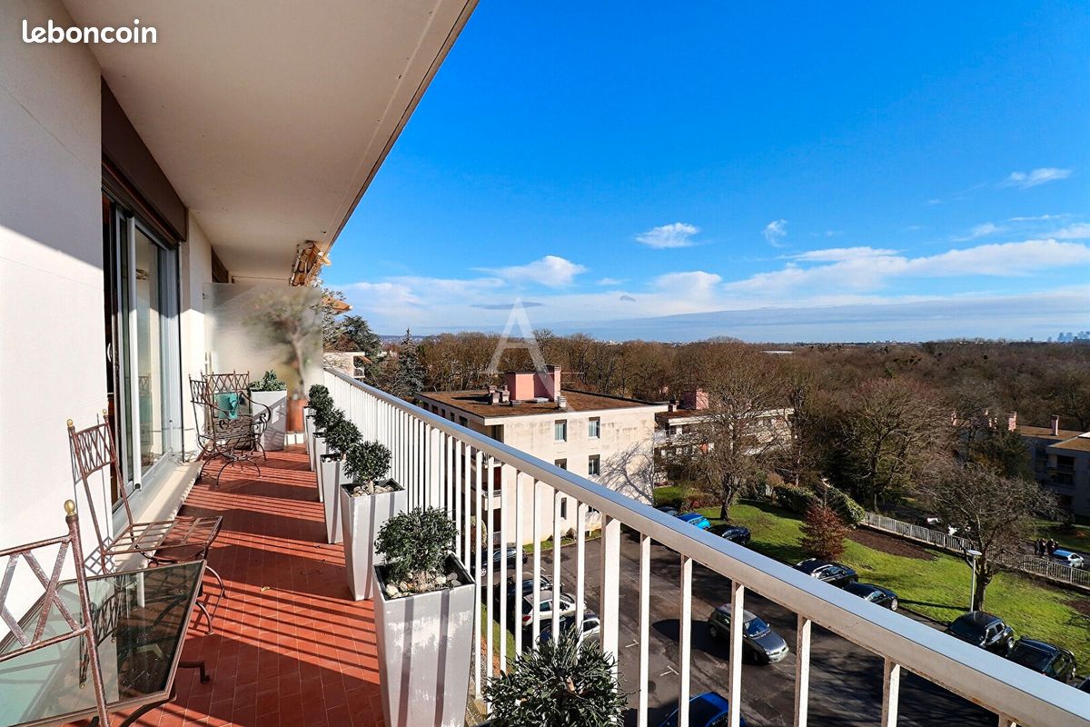 Appartement 4 pièces 101 m² · à Le Mesnil-le-Roi · 101 m² · 425 000 €
