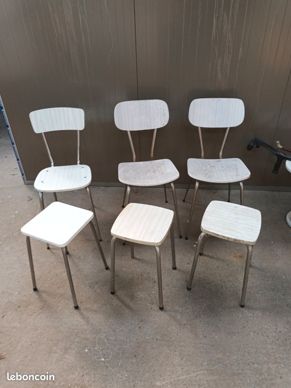 Lot de chaises et tabouret formica (image 1)