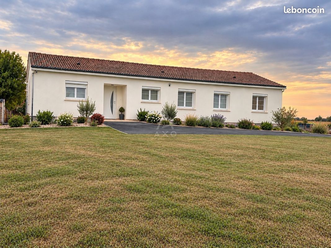 Maison 6 pièces 141 m² · à Saint-Fulgent · 141 m² · 307 000 €
