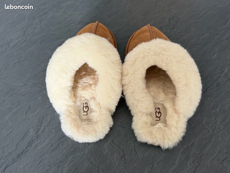 Pantoufles UGG (image 3)