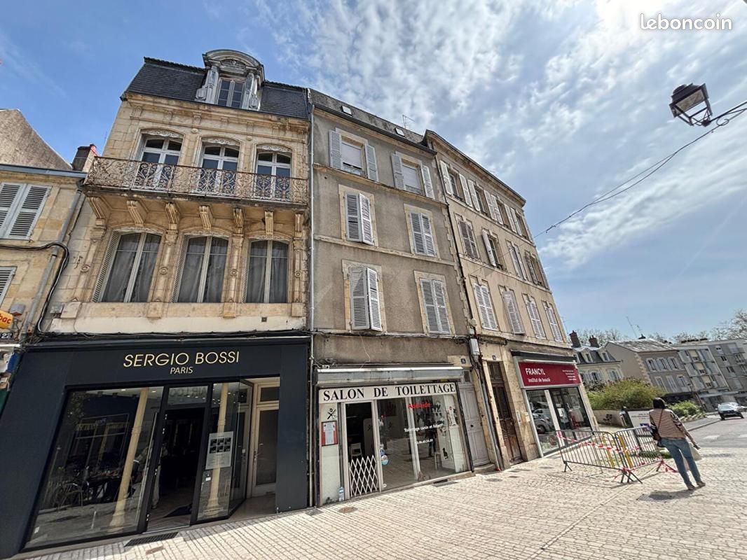 Immeuble 5 pièces 260 m² · à Nevers · 260 m² · 160 000 €