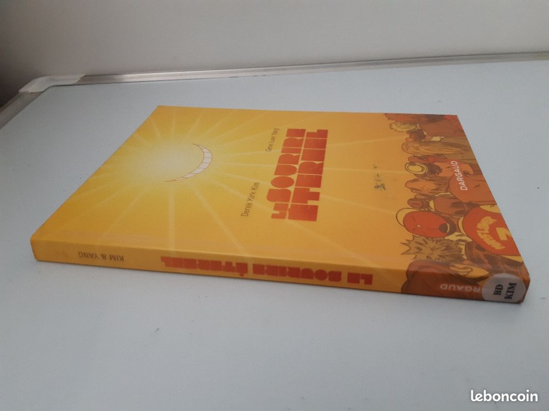 Le sourire Éternel Derek Kirk Kim Dargaud Gene Luen Yang Duncan Janet ancienne Bd de mediatheque (image 7)