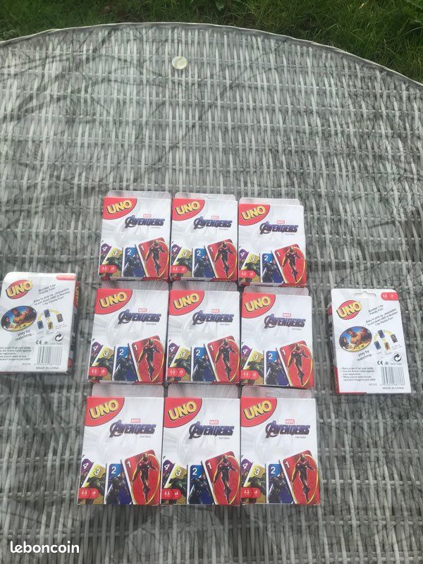 UNO AVENGERS, jeu de société (image 1)