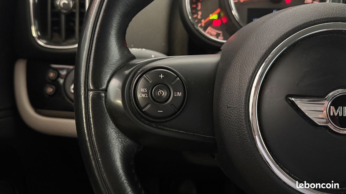 MINI COUNTRYMAN 1.5 D 116 ONe (image 13)