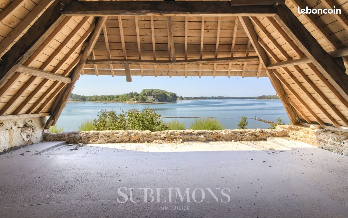 Maison 6 pièces 144 m² · à Locoal-Mendon · 144 m² · 799 900 €