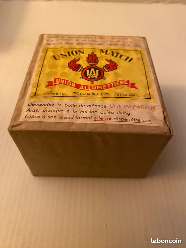 Boîte D’allumettes Vintage – Église De Bruxelles (souvenir)