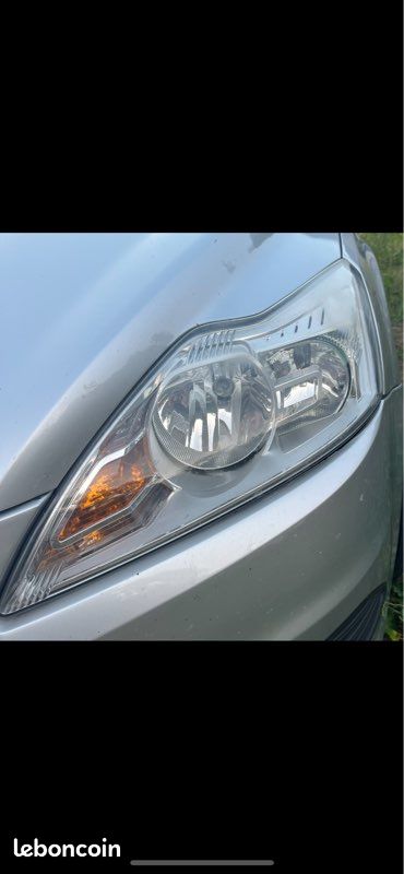 Phare Ford focus (image 1)
