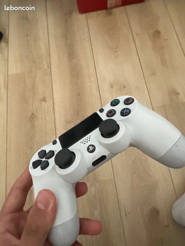 Manette ps4 (image 3)