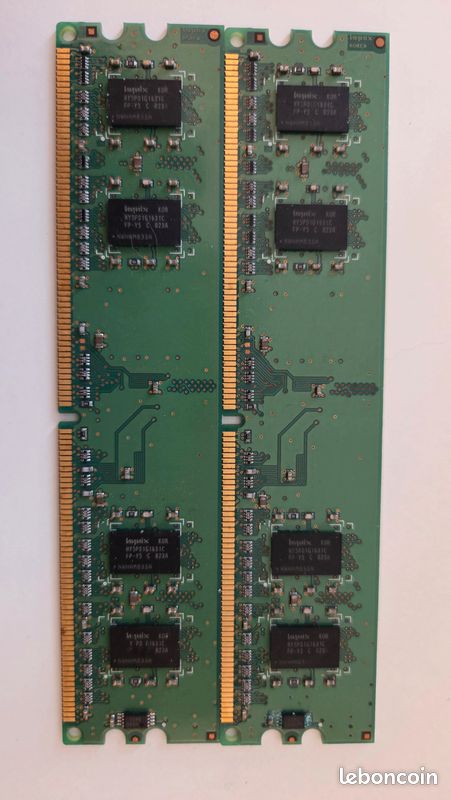 Lot De 12 Barrettes Mémoire DDR2 Hynix – 1Go Chacune – PC2 5300U – Occasion