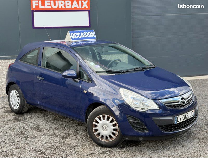 Opel corsa D 1.0 65ch Graphite / 91602km / Écran Carplay offert / Kit chaîne distribution neuf / 1ère main / Garantie (image 2)