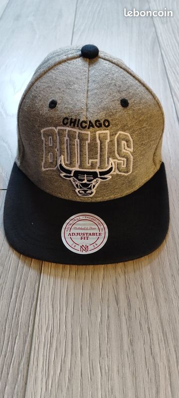 Casquette mitchell et ness (image 1)
