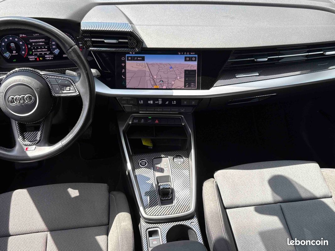 AUDI A3 Sportback 45 TFSIe 245 S tronic 6 Competition (image 9)